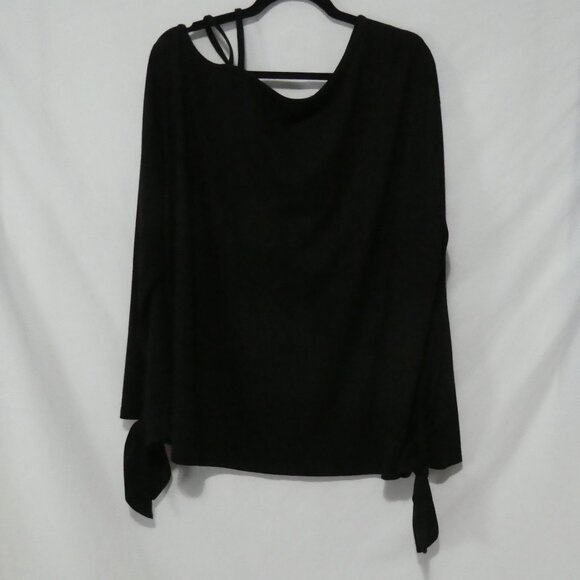 SHEIN - Curve | 1XL | Chic Black Top With Tie Sleeves - Picture 2 of 16